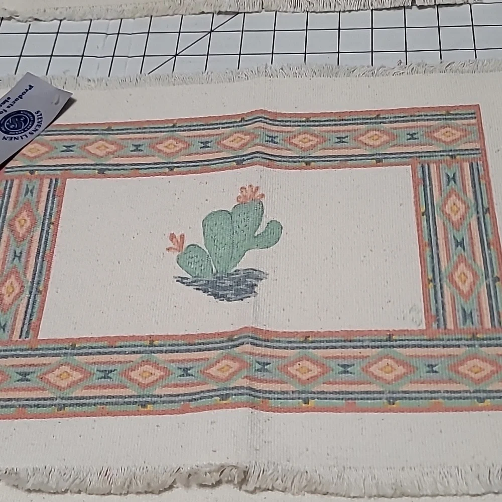 Stevens Linens - Southwest Cactus Theme Placemats‎ x3 NWT kept in closet
